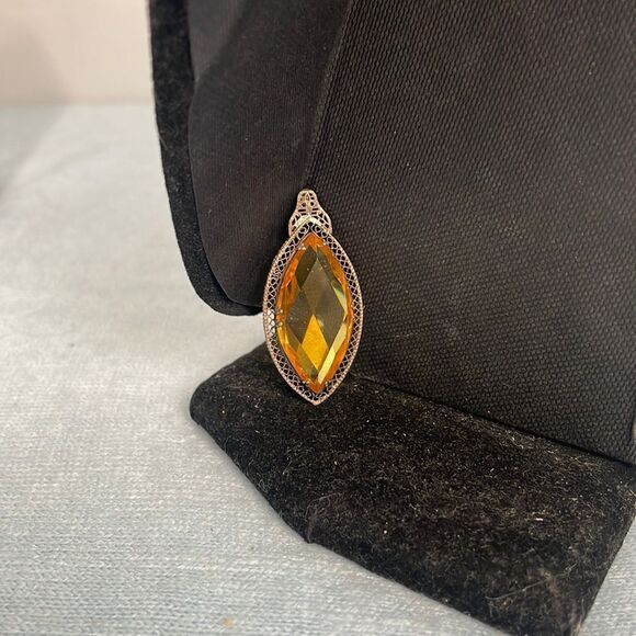 Large Vintage Czeck Topaz Pendant - Picture 1 of 4